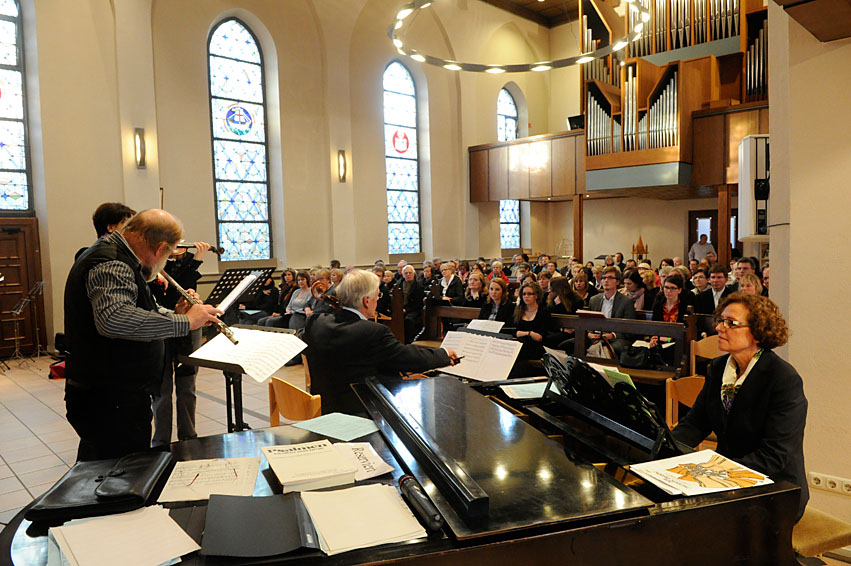 EKD-Aktion "366+1, Kirche klingt 2012" ist in Bottrop