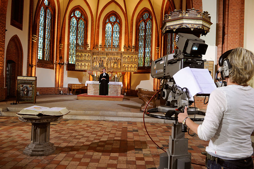 EKD-Aktion "366+1, Kirche klingt 2012" ist in Warnemuende