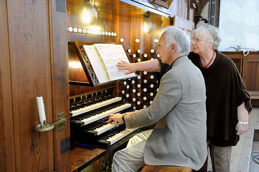 EKD-Aktion "366+1, Kirche klingt 2012" ist in Schwerin