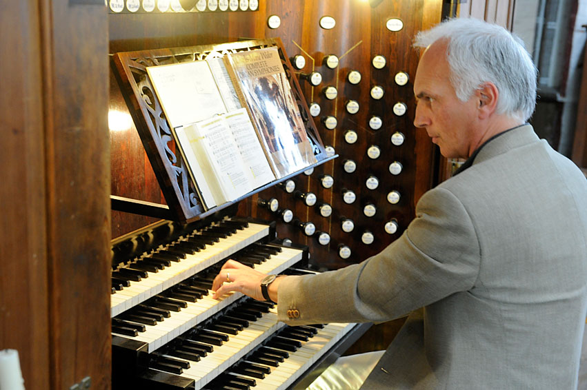 EKD-Aktion "366+1, Kirche klingt 2012" ist in Schwerin